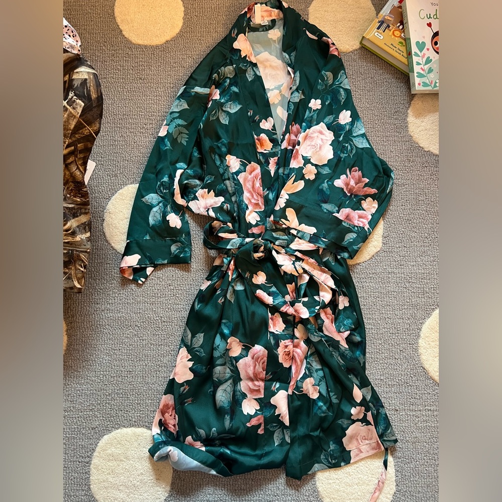 David’s bridal robe s/m